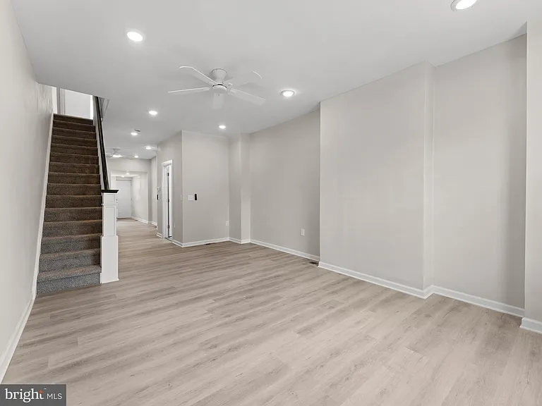 3010 Emerald St — Photo 20