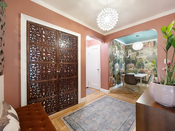 210 West 103rd Street image 3 of 8