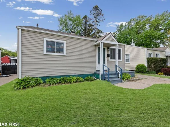 26115 Barrington St, Madison Heights, MI 48071