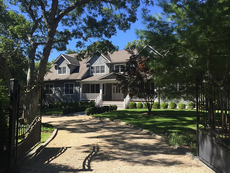 Fairmont Ave — Photo 2