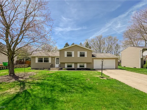 4644 Seminole Cir, Stow, OH 44224