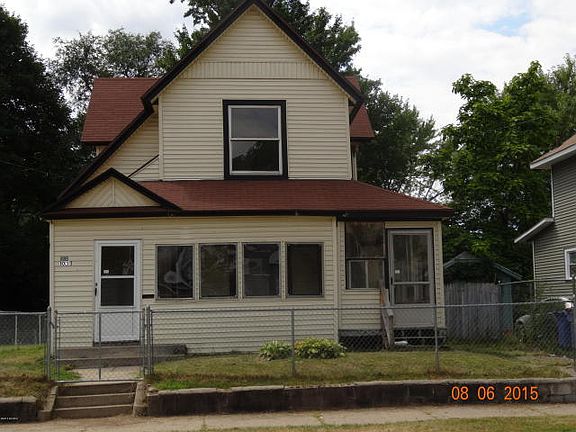 2nd image of 1031 Prospect Ave SE