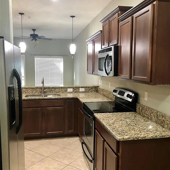 8541 Brushleaf Way — Photo 3