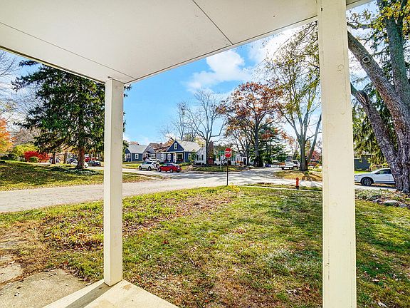 5th image of 398 E Beechwold Blvd