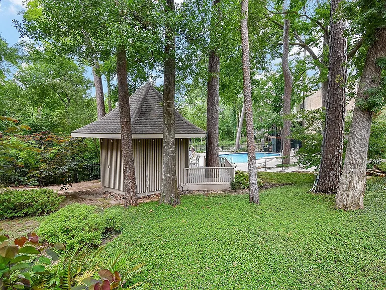 201 Vanderpool Ln #113 — Photo 41