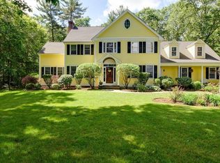 5 Bunker Rd, Medfield, MA 02052