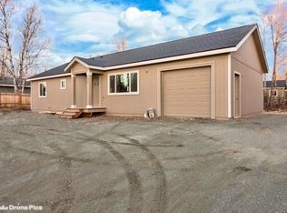 1525 N Copper Creek Rd, Wasilla, AK 99654