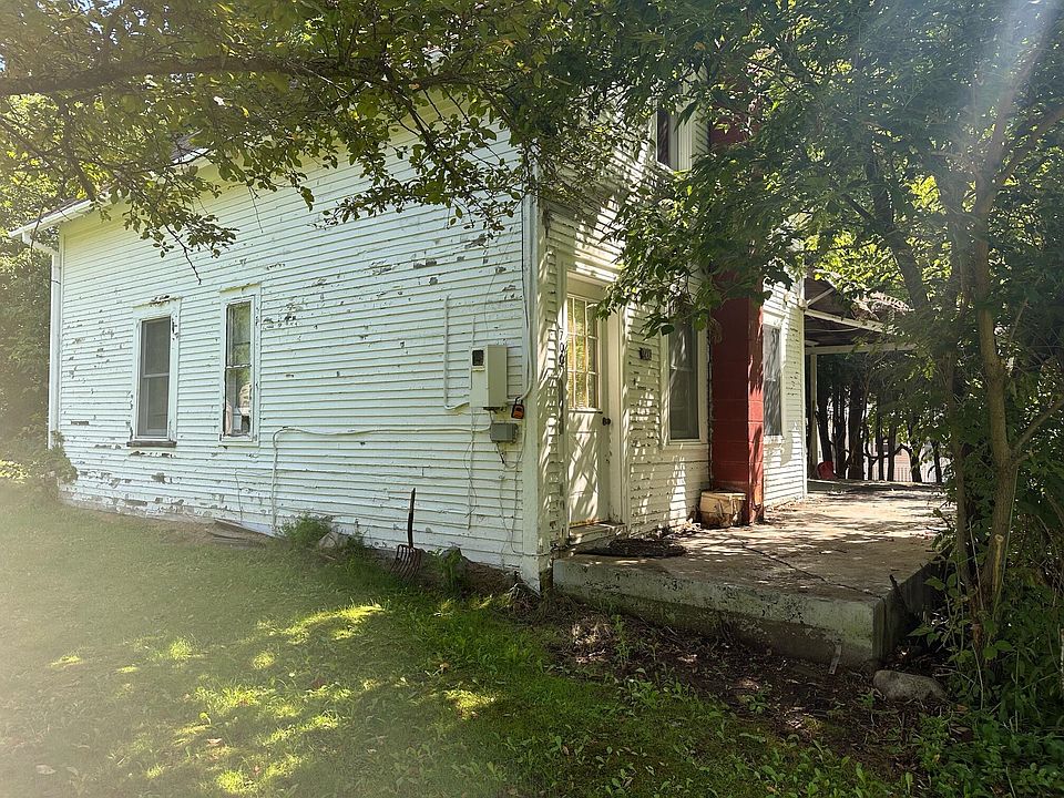 2nd image of 700 Jersey Swamp Rd