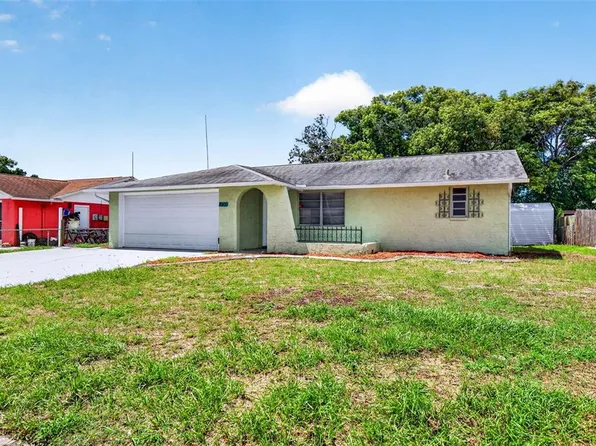 8905 Tropical Palm Way, Port Richey, FL 34668