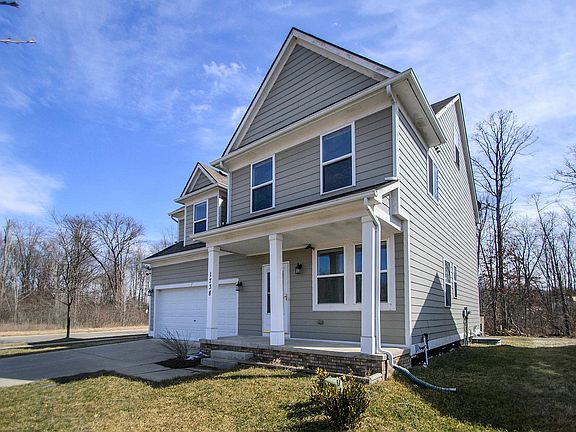 3rd image of 1738 Weeping Willow Ct