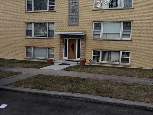 6100 W Montrose Ave #1, Chicago, IL 60634