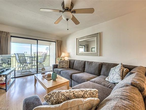 3rd image of 6893 Estero Blvd APT 442