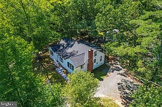 3rd image of 4379 Doctor Samuel Mudd Rd