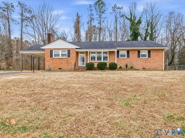 1217 Elmwood Dr, Colonial Heights, VA 23834