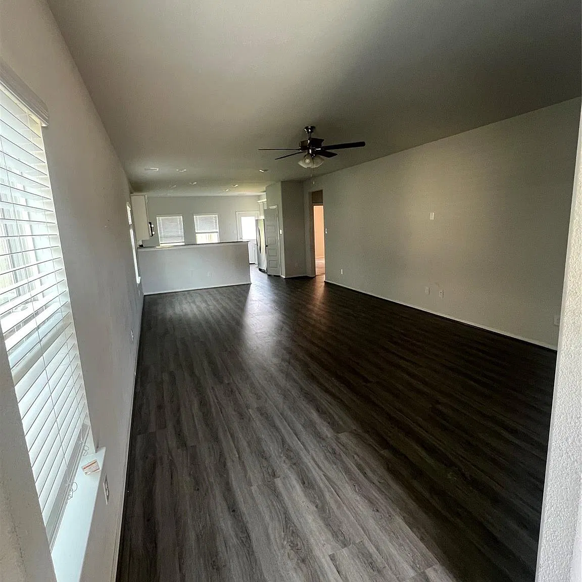 5 bed, 3.0 bath, $2,800 — Photo 4