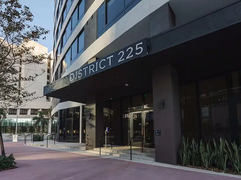 225 N Miami Ave #2902 — Photo 55