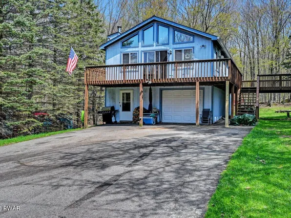 1695 Windemere Ct, Lake Ariel, PA 18436