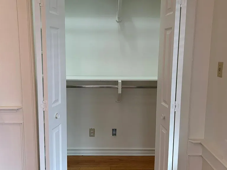 6016 Center St #A — Photo 11