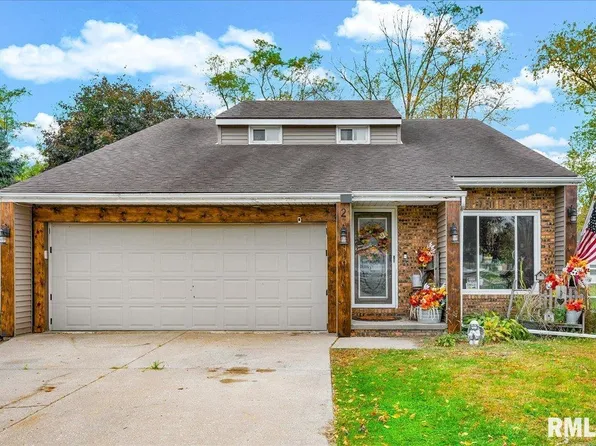 2 Country Ln, East Peoria, IL 61611