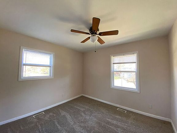 5th image of 8503 E 92nd St