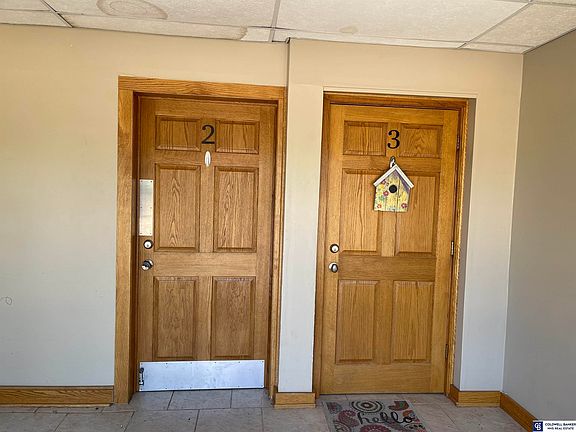 4th image of 211 W 8th St #1-4