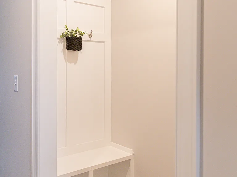 906 Adirondac Way — Photo 3