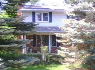 46090 Norton Ct, Northville Tw, MI 48167