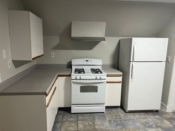 21 Carney St FLOOR 3