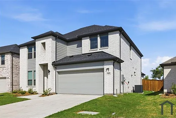 5 bed, 2937 sqft, $3,912 — Photo 3