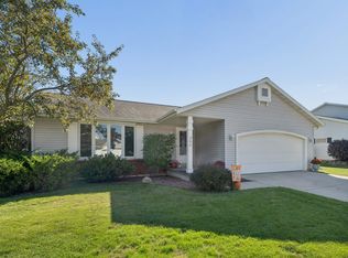 360 Willsher Dr, Fond Du Lac, WI 54935