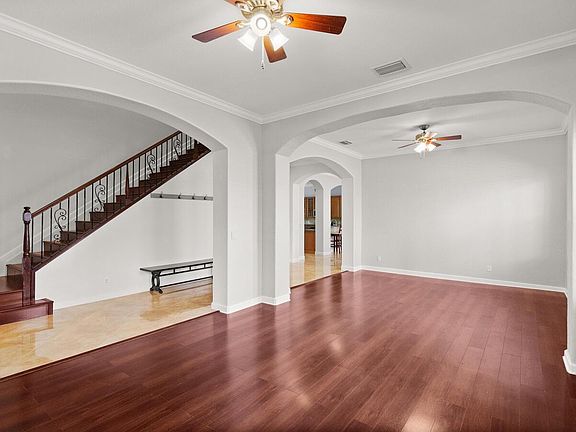 3rd image of 5589 SW Bellflower Ct