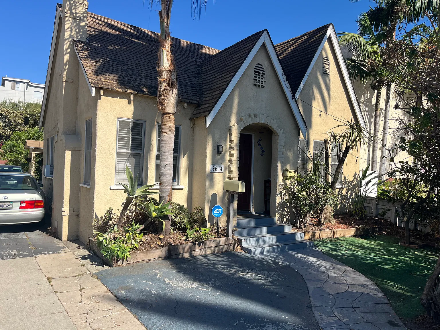 2 bed, 1500 sqft, $3,700 — Photo 1