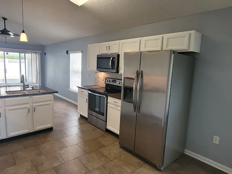 810 S Lilac Loop — Photo 24