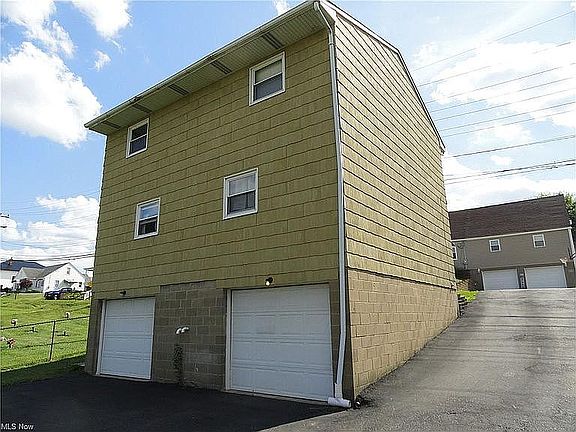 3rd image of 117 Gilson Ave