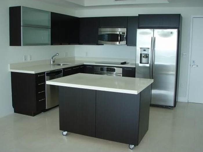 2nd image of 90 SW 3rd St APT 2913