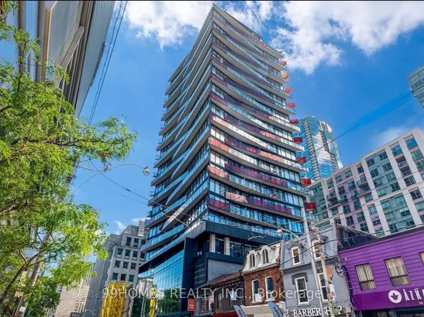 215 Queen St W, Toronto, ON