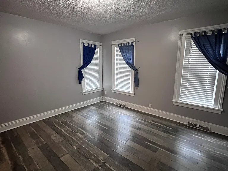 24 Hickory St — Photo 27