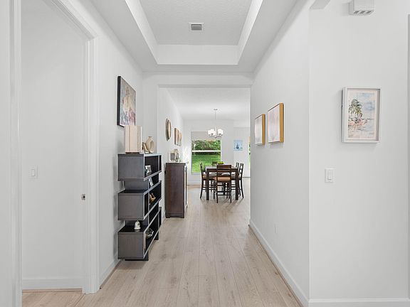 3rd image of 11393 N HAWKINS Terrace