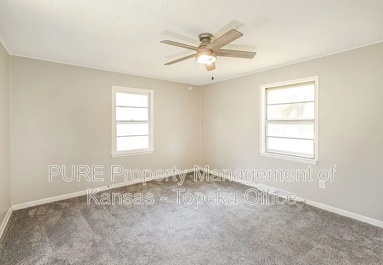 2416 SW 25th Dr — Photo 14