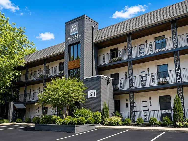 Capital Flats & Magnolia Square Apartments — Photo 17