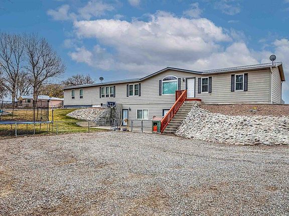 2nd image of 14414 G Rd