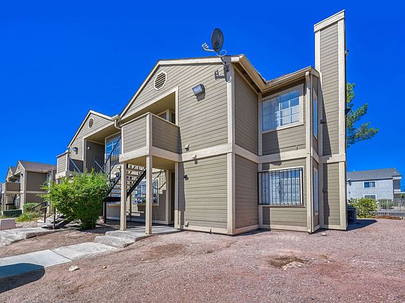 3rd image of 2745 Jennydiane Dr APT D