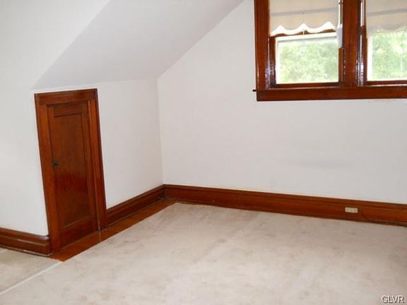 2nd image of 2651 Northwood Ave