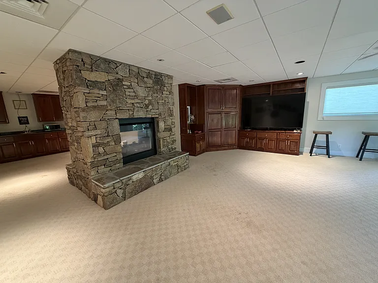 139 Summit Dr — Photo 27