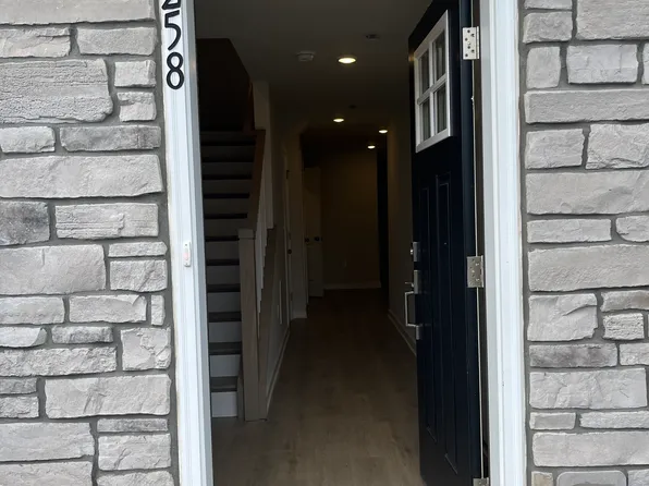 258 Talucci Dr, Downingtown, PA 19335