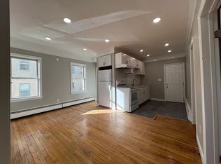 10 Creston St #3, Worcester, MA 01604