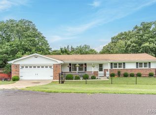 105 Old Farm Estates Rd, Union, MO 63084