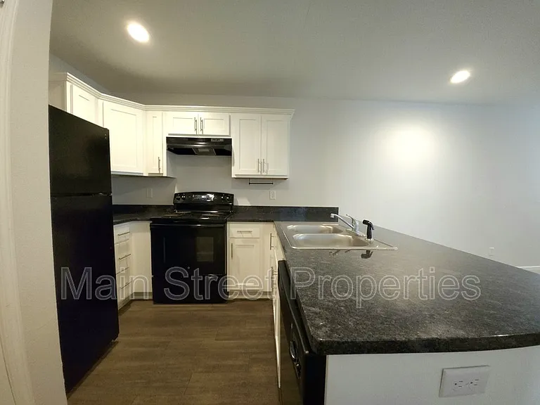 313 N Navy Blvd #1A — Photo 6