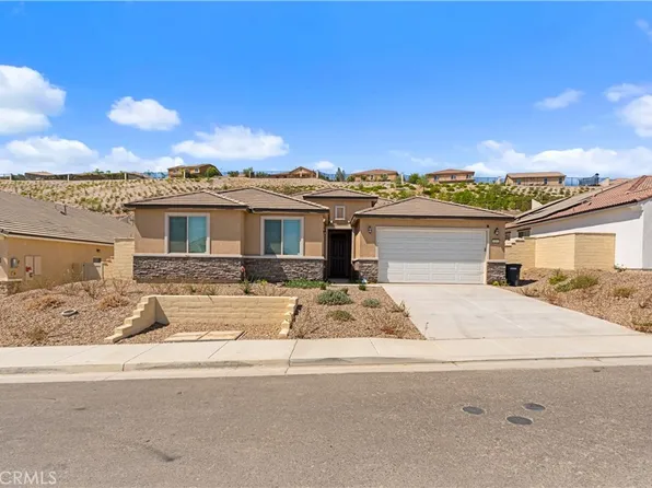 4061 Hudson Ln, Lake Elsinore, CA 92530