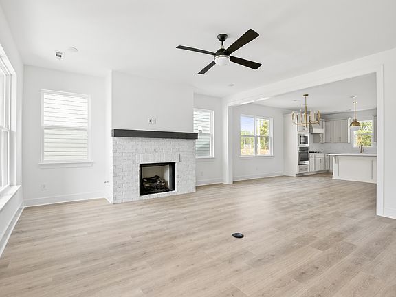 4th image of 6906 Chatsworth Ct Lot 7